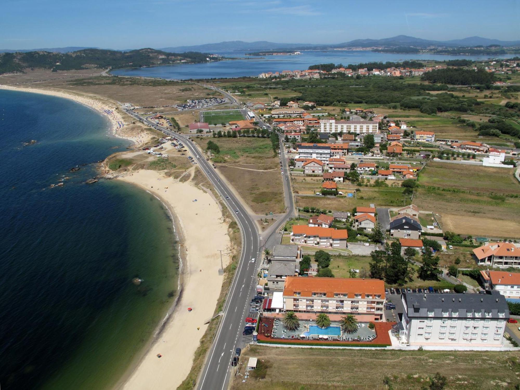 Hotel La Lanzada Playa de la Lanzada Екстериор снимка